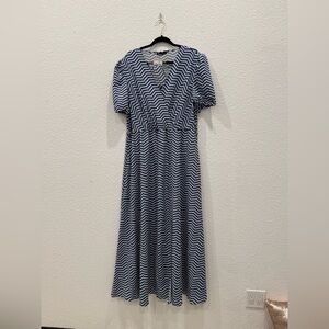 Chic Blue and White Chevron Maxi Dress